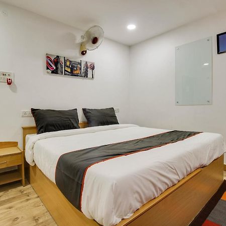 Oyo 2794 Hotel Plaza Inn Ґувахаті Екстер'єр фото