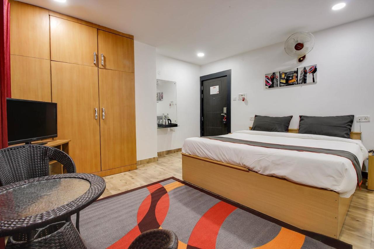 Oyo 2794 Hotel Plaza Inn Ґувахаті Екстер'єр фото