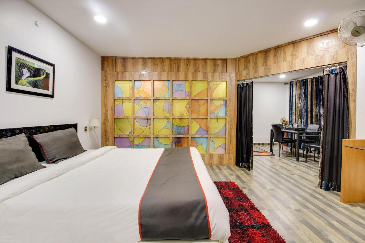 Oyo 2794 Hotel Plaza Inn Ґувахаті Екстер'єр фото